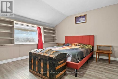 8061 County Rd 2, Greater Napanee (Greater Napanee), ON - Indoor Photo Showing Bedroom