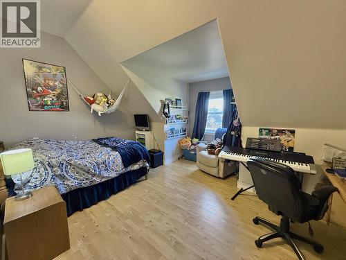 1504 Brookside Park, Quesnel, BC - Indoor Photo Showing Bedroom