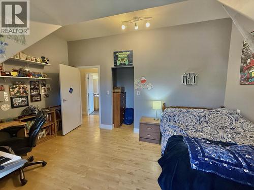 1504 Brookside Park, Quesnel, BC - Indoor Photo Showing Bedroom
