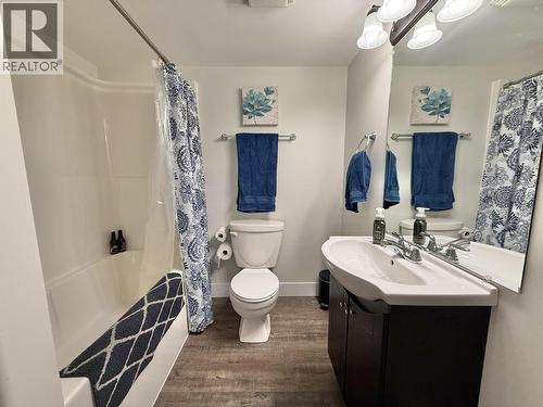 1504 Brookside Park, Quesnel, BC - Indoor Photo Showing Bathroom