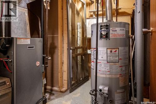 265 Magee Crescent, Regina, SK - Indoor Photo Showing Basement