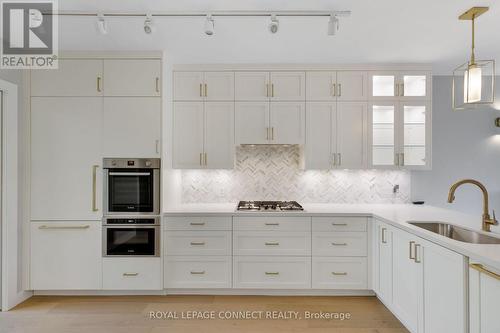 16 Rosemount Avenue, Toronto, ON - Indoor Photo Showing Kitchen With Upgraded Kitchen