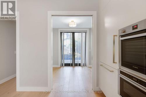 16 Rosemount Avenue, Toronto, ON - Indoor