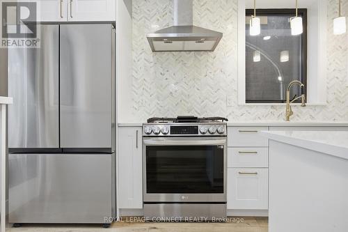 16 Rosemount Avenue, Toronto, ON - Indoor Photo Showing Kitchen With Upgraded Kitchen