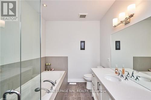 9 Sassafras Row, Fort Erie (Ridgeway), ON - Indoor Photo Showing Bathroom