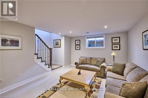 9 Sassafras Row, Fort Erie (Ridgeway), ON - Indoor