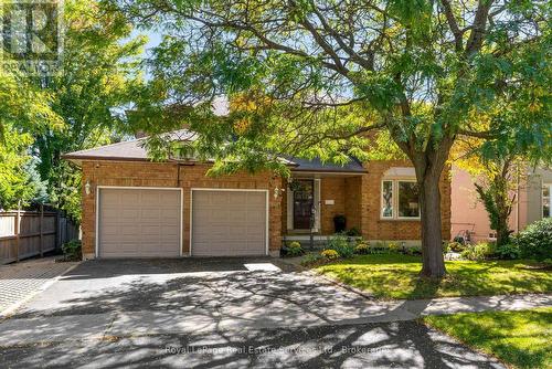 2938 Mulberry Drive, Oakville (Cv Clearview), ON - Outdoor