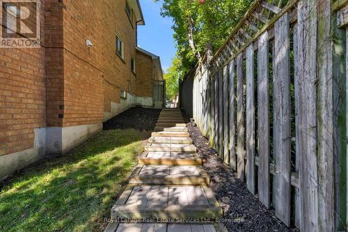 2938 Mulberry Drive, Oakville (Cv Clearview), ON - Outdoor