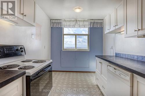 Eat-In Kitchen - 1604 - 44 Falby Court, Ajax, ON - Indoor Photo Showing Kitchen