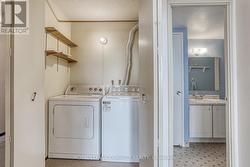 Ensuite Laundry - 