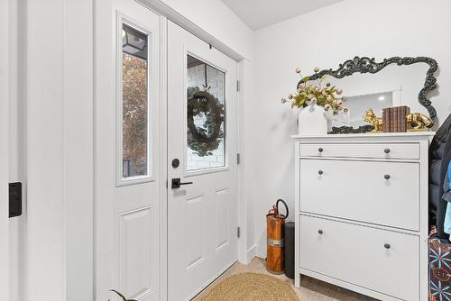 5633 Day Road, Vernon, BC - Indoor Photo Showing Other Room