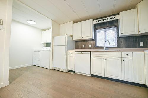 4982 Spruce Avenue, Canal Flats, BC 