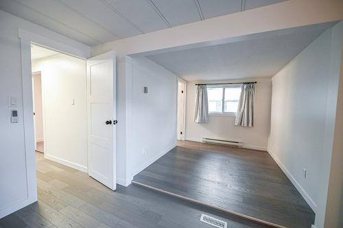 4982 Spruce Avenue, Canal Flats, BC 