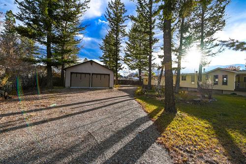 4982 Spruce Avenue, Canal Flats, BC 