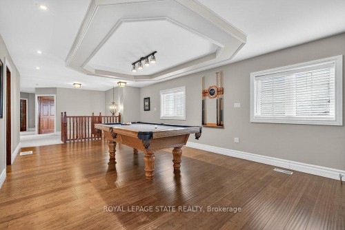 74 Green Mountain Road E, Hamilton, ON - Indoor Photo Showing Other Room