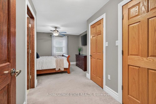 74 Green Mountain Road E, Hamilton, ON - Indoor