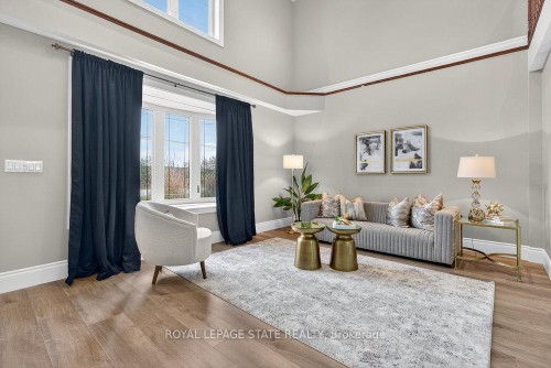 74 Green Mountain Road E, Hamilton, ON - Indoor Photo Showing Living Room