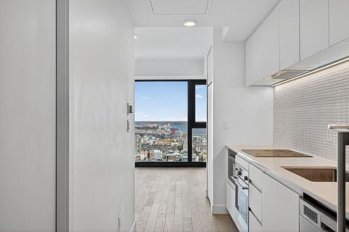 Overall view - 4916-1210 Rue Jeanne-Mance, Montréal (Ville-Marie), QC - Indoor Photo Showing Kitchen