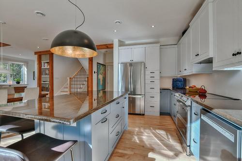 Kitchen - 2466 Rue St-Adolphe, Val-David, QC - Indoor Photo Showing Kitchen With Upgraded Kitchen