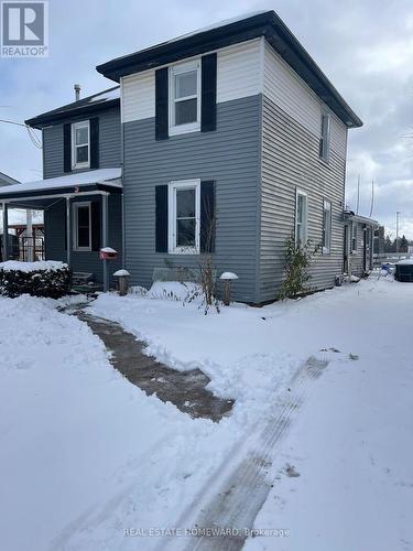 76 Fairview Drive, Brantford, ON - Outdoor