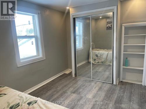 76 Fairview Drive, Brantford, ON - Indoor Photo Showing Bedroom