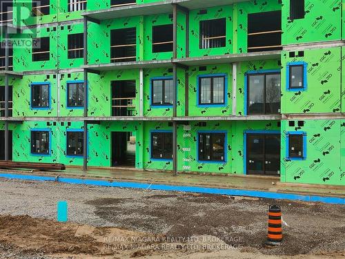 102A - 1024 Vansickle Road N, St. Catharines (Grapeview), ON - 