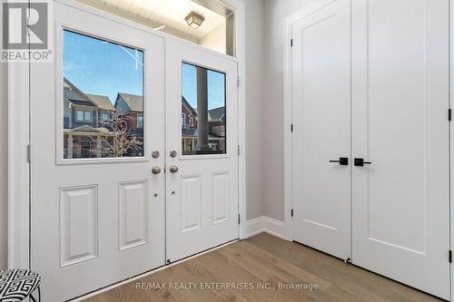 1437 Lakeport Crescent, Oakville, ON - Indoor Photo Showing Other Room