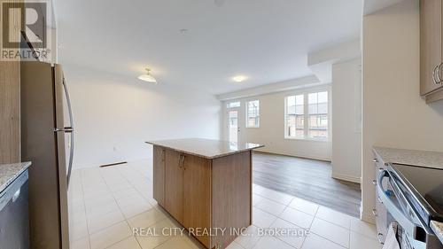 11 Keppel Circle W, Brampton, ON - Indoor Photo Showing Other Room