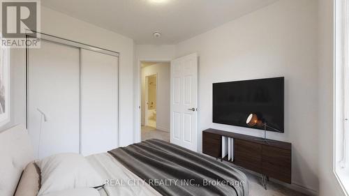 11 Keppel Circle W, Brampton, ON - Indoor Photo Showing Bedroom