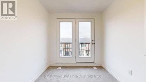 11 Keppel Circle W, Brampton, ON - Indoor Photo Showing Other Room