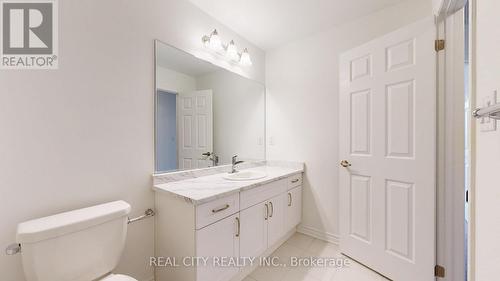 11 Keppel Circle W, Brampton, ON - Indoor Photo Showing Bathroom