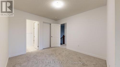 11 Keppel Circle W, Brampton, ON - Indoor Photo Showing Other Room