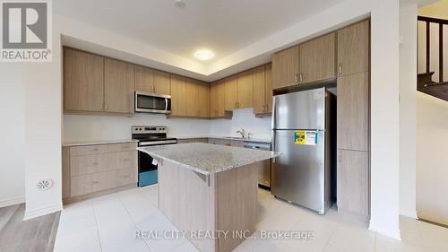 11 Keppel Circle W, Brampton, ON - Indoor Photo Showing Kitchen With Stainless Steel Kitchen