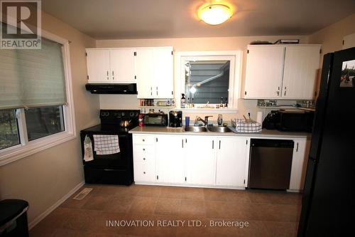 59 Valewood Crescent, Ottawa, ON - Indoor Photo Showing Kitchen With Double Sink