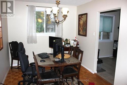 59 Valewood Crescent, Ottawa, ON - Indoor Photo Showing Dining Room