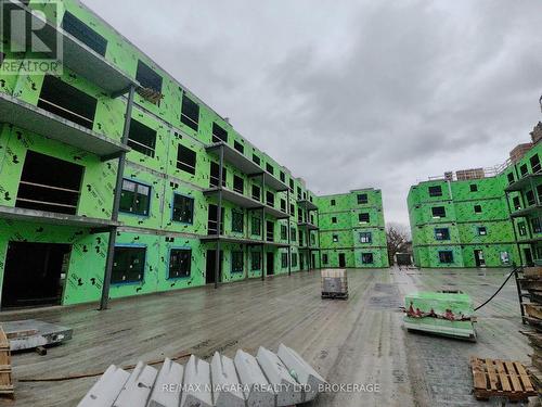 405A - 1024 Vansickle Road N, St. Catharines (Grapeview), ON - Outdoor