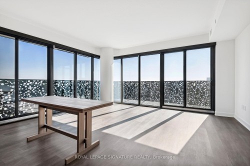 3703-55 Charles Street E, Toronto, ON - Indoor Photo Showing Other Room