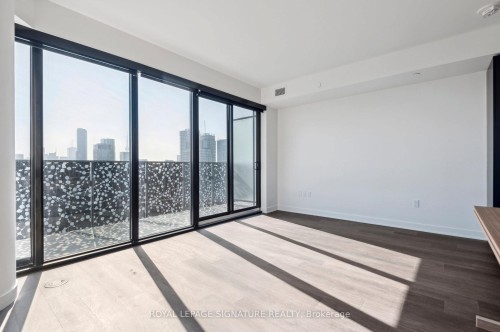 3703-55 Charles Street E, Toronto, ON - Indoor Photo Showing Other Room