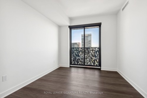 3703-55 Charles Street E, Toronto, ON - Indoor Photo Showing Other Room