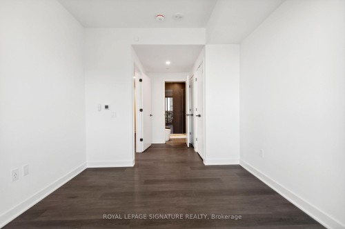 3703-55 Charles Street E, Toronto, ON - Indoor Photo Showing Other Room