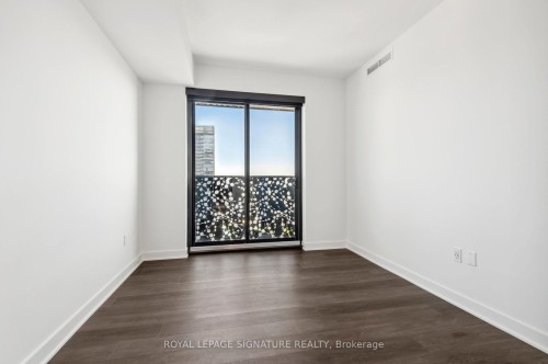 3703-55 Charles Street E, Toronto, ON - Indoor Photo Showing Other Room