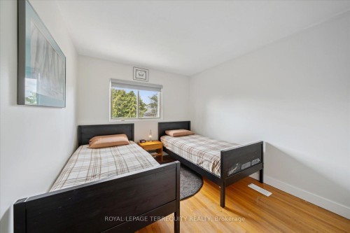 1201 Kingsholm Drive, Mississauga, ON 