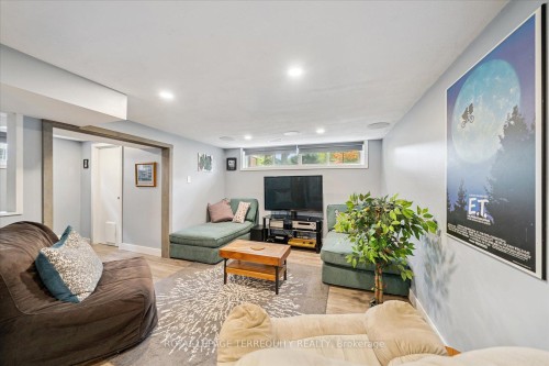 1201 Kingsholm Drive, Mississauga, ON 