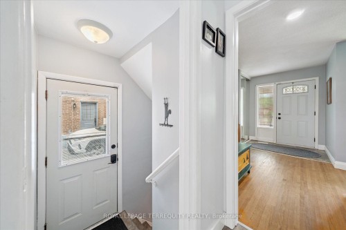 1201 Kingsholm Drive, Mississauga, ON 