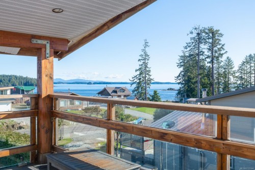 1049 Sixth Ave, Ucluelet, BC 