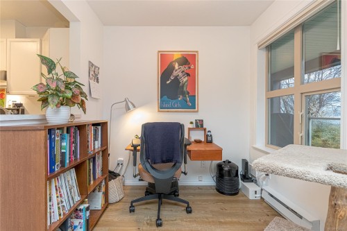 111-4949 Wills Rd, Nanaimo, BC - Indoor