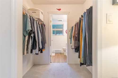 111-4949 Wills Rd, Nanaimo, BC - Indoor With Storage