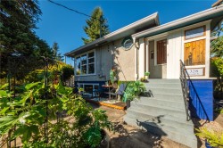 328 Seventh St  Nanaimo, BC V9R 1E2
