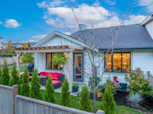 137-4098 Buckstone Rd, Courtenay, BC 