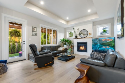 137-4098 Buckstone Rd, Courtenay, BC 